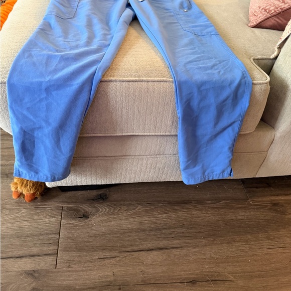 Ceil Blue Figs Yola Skinny Scrub pants High waisted - Picture 2 of 3